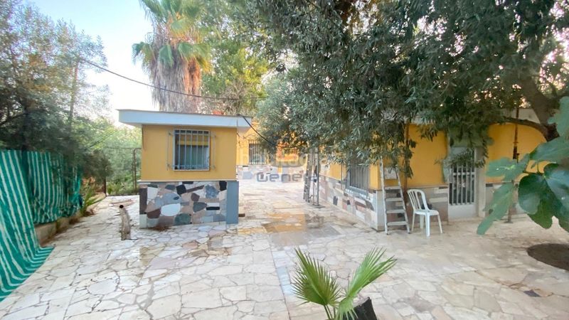 Foto d523f0f3-fdf0-4dce-9b5b-074896d61463. Xalet amb aparcament piscina a Agost