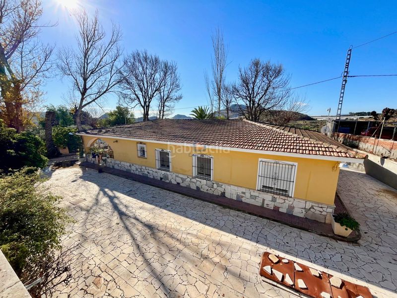 Foto f9efd1d7-e1ff-40ff-a913-08c2781f788f. Xalet amb aparcament piscina a Agost