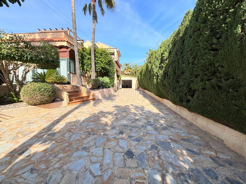 Foto cedb3caa-385d-4436-bf57-5a2ff1a69105. Chalet in urbanizacion coblanca 36 in Urbanizaciones Benidorm