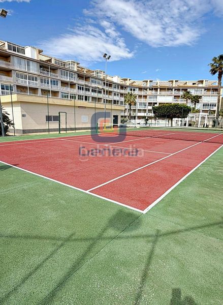 Foto 5b5a83be-6983-4c1c-9ebd-0478cb639481. Àtic amb aparcament piscina a Pueblo Acantilado-Lanuza Campello (el)