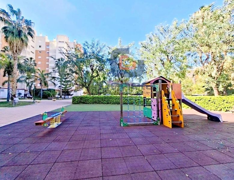 Foto 206586c2-96be-4bd5-a652-4faf33dcb682. Pis amb aparcament piscina a Alicante golf Alicante