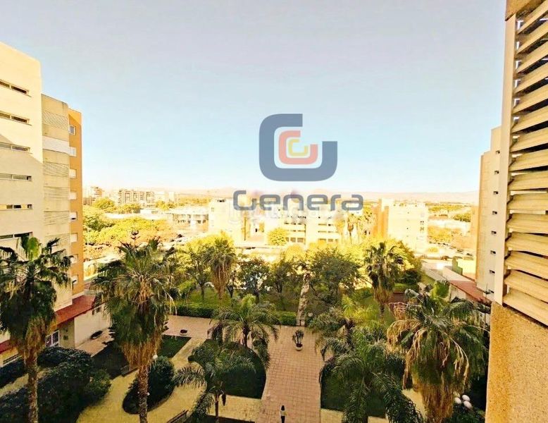 Foto d8f76149-4476-4cc1-841f-30f259a9113e. Pis amb aparcament piscina a Alicante golf Alicante