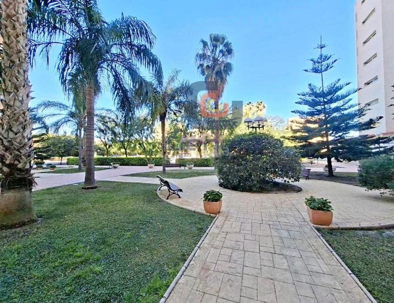 Foto ed4d123f-8ae8-40ae-be4d-e189aa354fa1. Pis amb aparcament piscina a Alicante golf Alicante