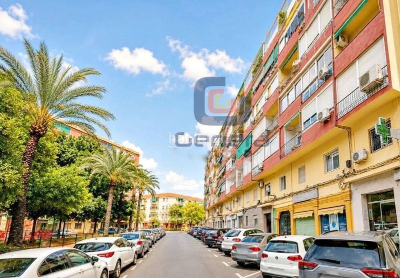 Foto e6bf2e67-bb05-442d-9987-f3fba0b89ee9. Pis a Pla de Bon Repós Alicante