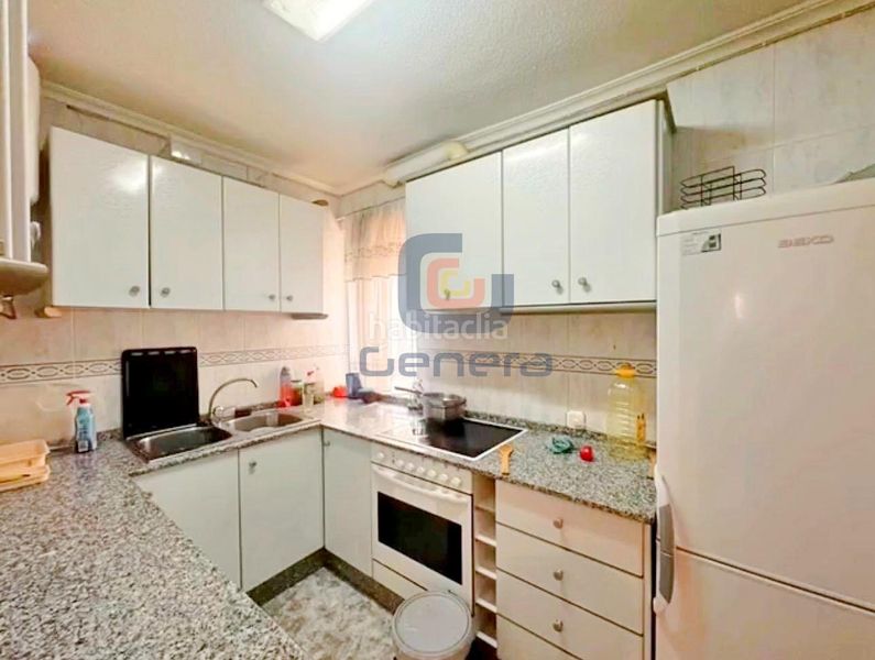 Foto b3b4a928-8296-46cd-8b44-2ad262ea97f3. Pis a Juan XXIII Alicante