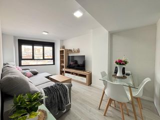 Appartamento  Calle rigoberto ferrer 12. Piso nuevo en el centro de la ciudad