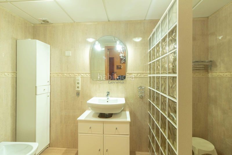 Foto 07ecf2b0-58c1-47ee-81cb-145304e17fd6. Chalet mit parking pool in Beniatjar
