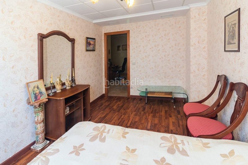 Foto 53acb998-7de4-4144-a144-a0e91037bd7d. Chalet mit parking pool in Beniatjar