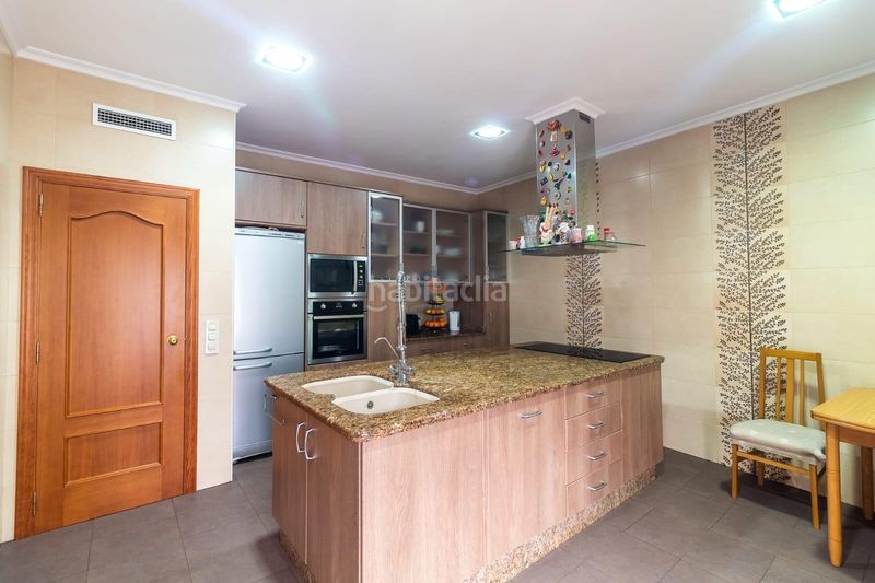 Foto a0151d45-3629-4d7a-8367-9ee45a61b2e2. Chalet mit parking pool in Beniatjar