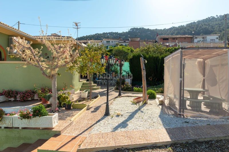 Foto d837fc71-a4a4-4938-a8f1-a411b45e908d. Chalet mit parking pool in Beniatjar
