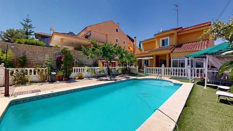 Foto 3c97a5ef-6d11-4794-85d3-1b27987f03ba. Xalet amb calefacció aparcament piscina a Olimar-Carambolo-Atalaya de Levante Chiva
