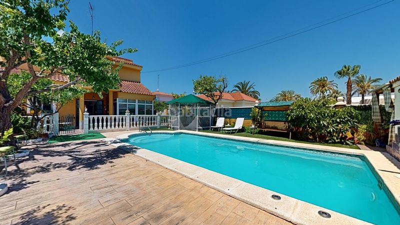 Foto 5b740d0b-8a52-475b-8df1-08256cfcc994. Xalet amb calefacció aparcament piscina a Olimar-Carambolo-Atalaya de Levante Chiva