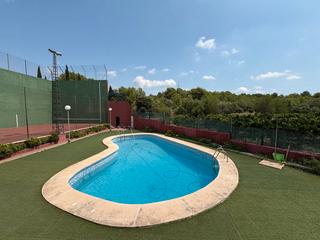 Chalet  Carrer del mig. Fantástico chalet en venta en albalat dels tarongers.