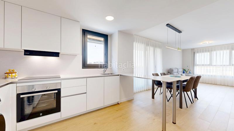 Foto 191fd367-5d2c-43bc-aa08-1c257b2cd7ac. Pis amb aparcament piscina a Ciutat Jardí Valencia