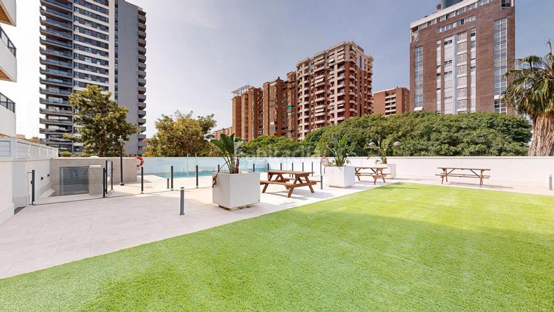 Foto 5364fb58-4a0e-4bf8-b104-c390d8500e03. Pis amb aparcament piscina a Ciutat Jardí Valencia