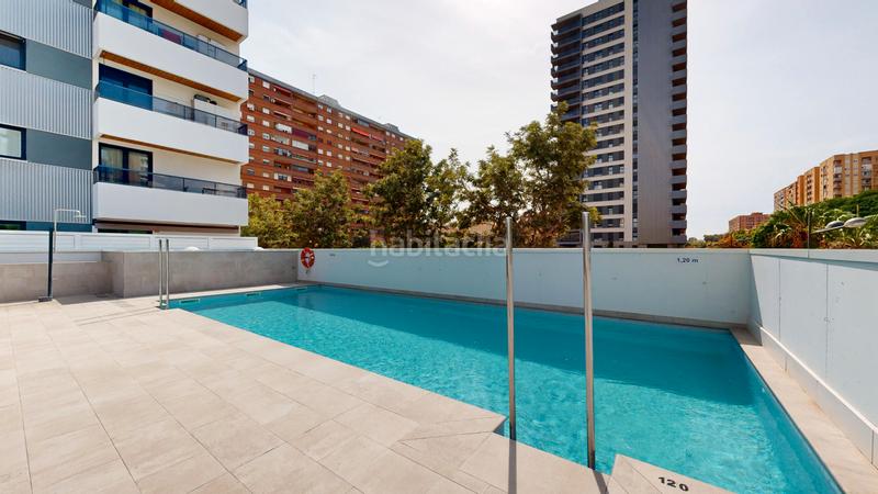 Foto 7bd55fdb-308a-4994-934c-fb3477e0b61f. Pis amb aparcament piscina a Ciutat Jardí Valencia