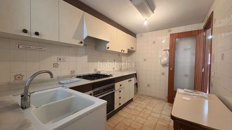 Foto 670ac0cd-8981-46ed-a59b-6178b7e0c815. Flat with parking in Cardenal Benlloch Mislata