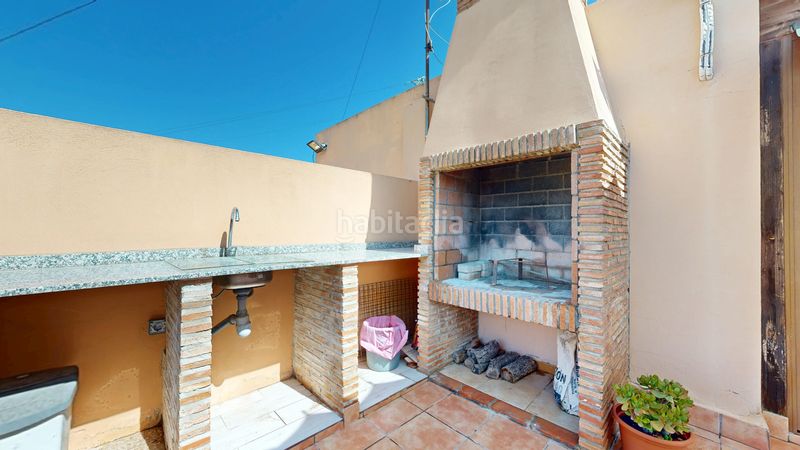 Foto cf3ed35a-14cf-4308-aeb6-440b03877879. Casa adossada amb calefacció aparcament a Museros