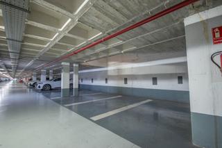 Aparcament cotxe a Plaza Castelar - Mercado Central. Parking en venta en zona gran avenida