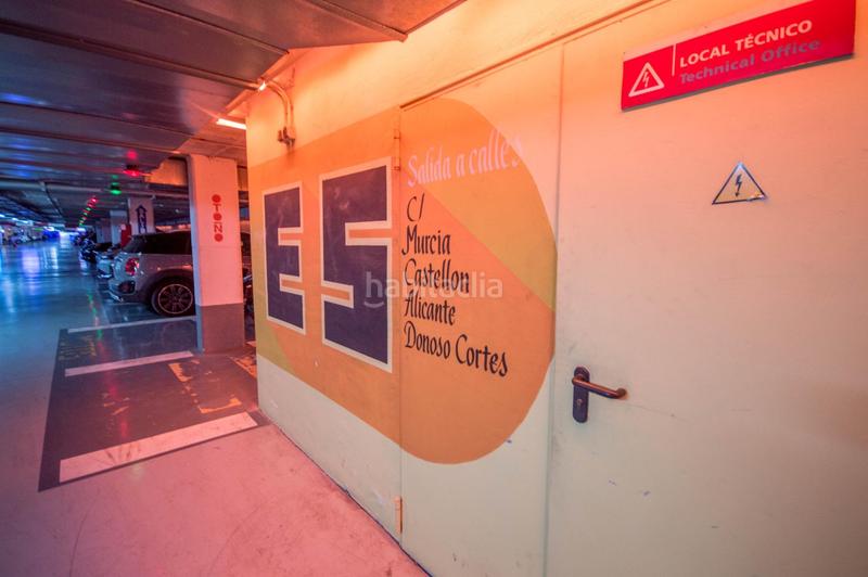 Foto a5b4ee5f-073a-4208-8bd4-15b3c70447c4. Autoparkplatz in Plaza Castelar - Mercado Central Elda
