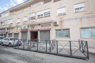 Miete Geschäftsraum in Calle calle societat unió musical 8. Local comercial en alquiler
