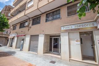 Local Comercial a Virrey poveda 12. Local comercial en venta en petrer