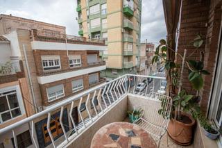 Pis a Don quijote 79. Piso en 2 planta en calle don quijote