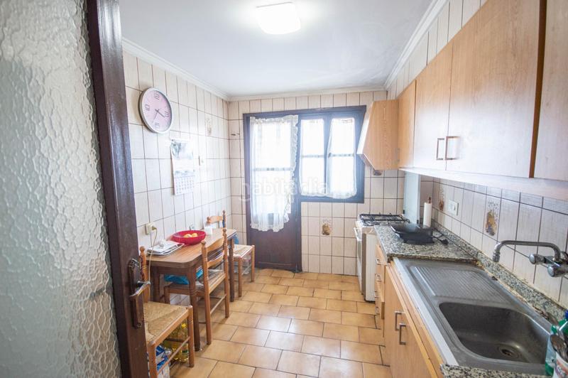 Foto f5e89847-aab0-4a8c-8876-d83c9d00054d. Appartamento in calle huerto 20 in Centro Elda