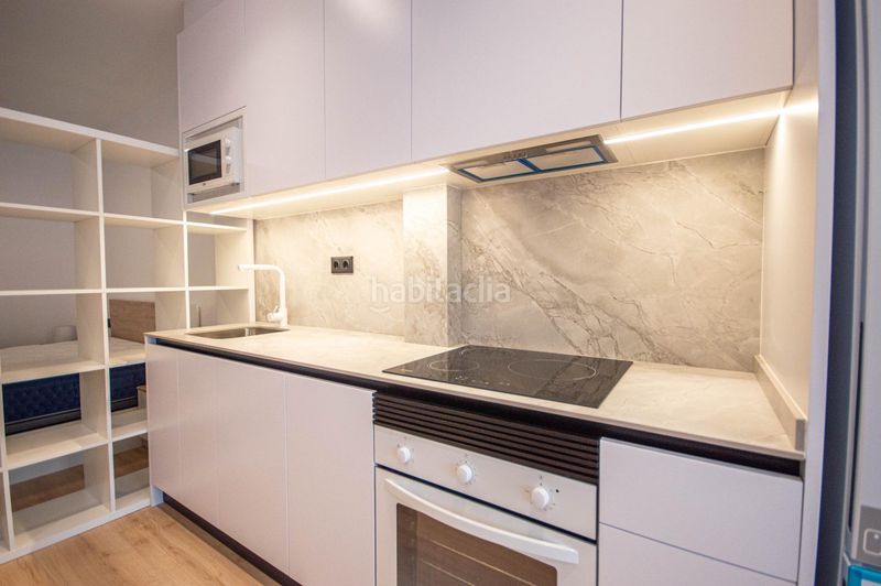 Foto 8b2bcb8c-468d-439f-aa05-ba53f1bcb1f4. Rent flat in Fraternidad Elda