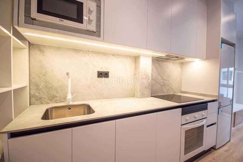 Foto ea39590c-8e9f-4ab0-a4a3-51d539420b52. Rent flat in Fraternidad Elda