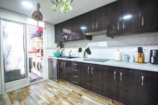 Appartamento  Ronda de 106. Piso seminuevo con parking en avd de ronda