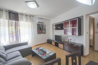 Miete Etagenwohnung in Calle magallanes 24. Piso en alquiler de 2 habitaciones reformado