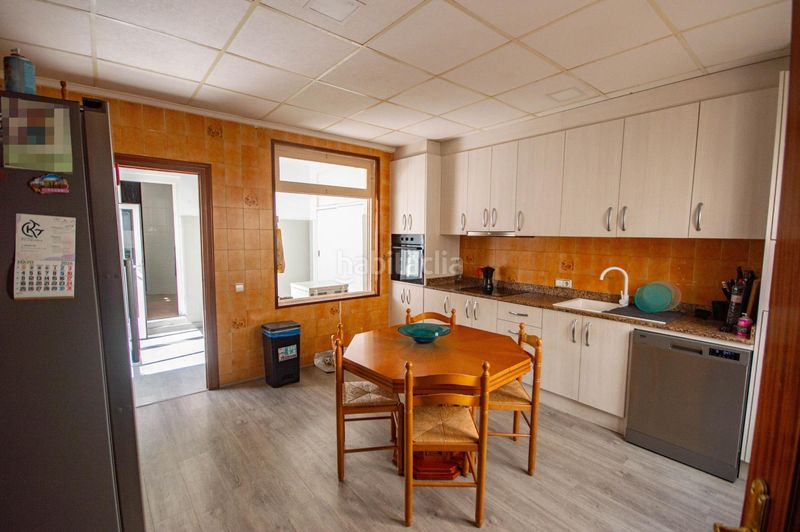 Foto 4fbc60fd-9401-446d-a289-cd8b1f95bf6e. Casa a mtro granados 37 a San Crispín-Huerta Nueva-Estación Elda