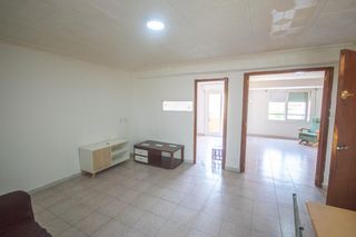 Etagenwohnung in Cid campeador 3. Piso en parque 9 de octubre con proyecto de ascensor aprobado