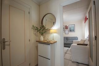Location Appartement  Calle mtro estruch 37. Piso totalmente equipado en alquiler