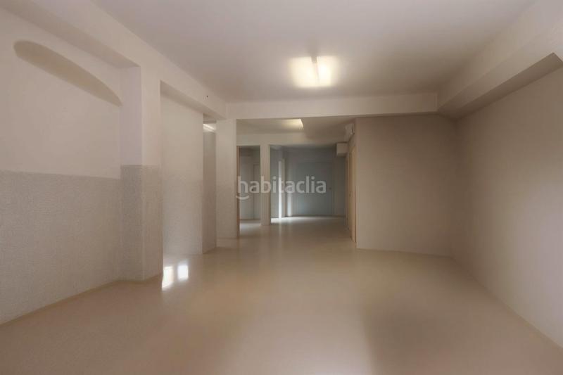 Foto 5491ecf0-ed9a-4d5a-8733-38902951ed77. Office space in Plaça de Toros Palma de Mallorca