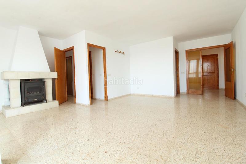 Foto b7ac2908-c80d-4fa2-ad28-b1374743627c. Appartamento con camino parcheggio in Son Ferrer Calvià