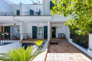 Casa aparellada a El Secar de la Real