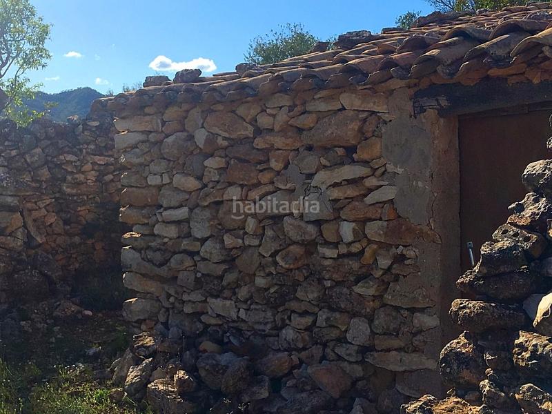 Foto 3801376b-6a27-4a91-b5c7-295b23023f03. Masía en Rasquera
