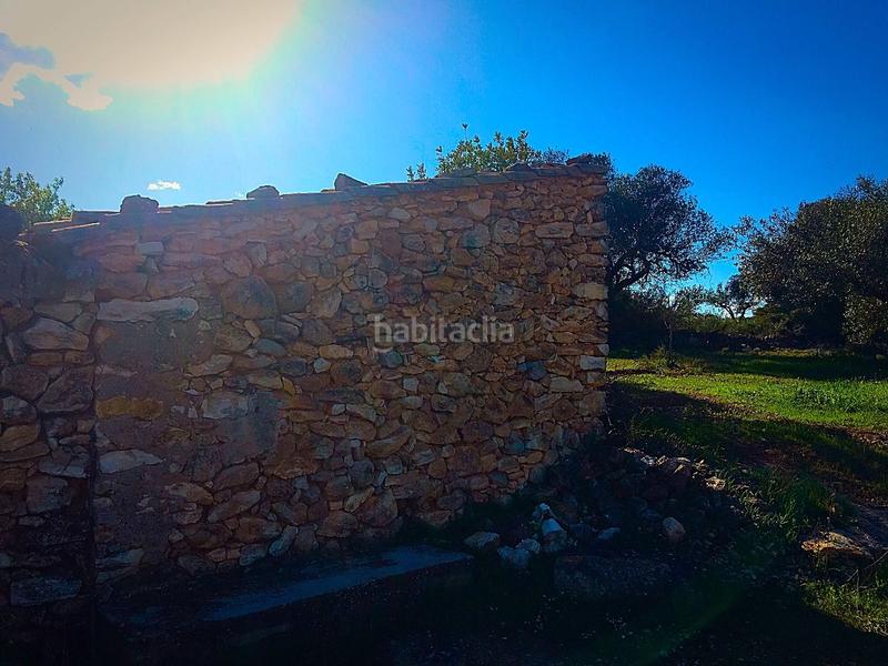 Foto c734715b-e72f-4f6b-830a-b8d483d939de. Masía en Rasquera