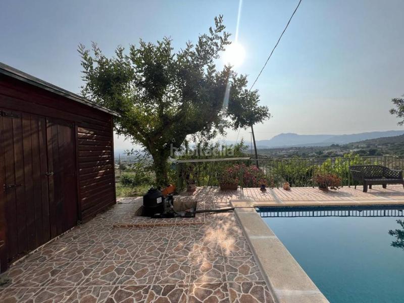 Foto 117c6887-b5b9-41c6-8ff4-5d333e425a69. Chalet  en venta en Busot
