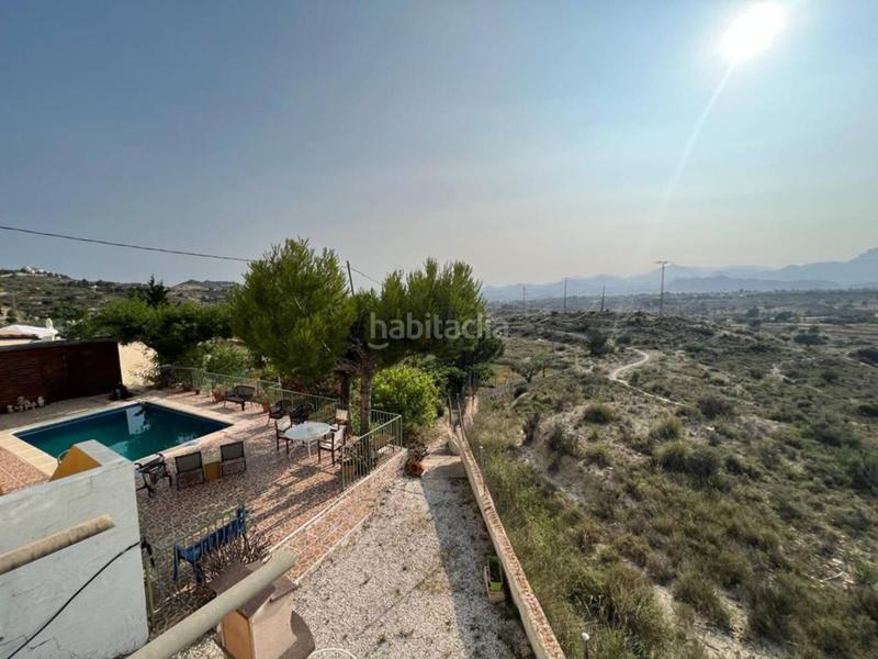 Foto 1ff7c65b-4d69-402e-9a1e-ead26890d90c. Chalet  en venta en Busot