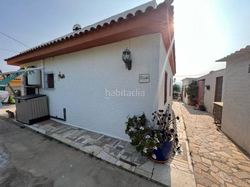 Foto 2aef75bc-d79b-42cf-ad98-e848706828a0. Chalet  en venta en Busot