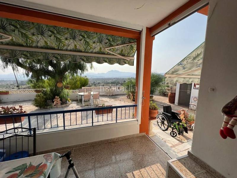 Foto 3f1356dd-63ca-4949-a01c-c98e0675ed00. Chalet  en venta en Busot