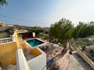 Xalet a Busot. Chalet en venta en busot