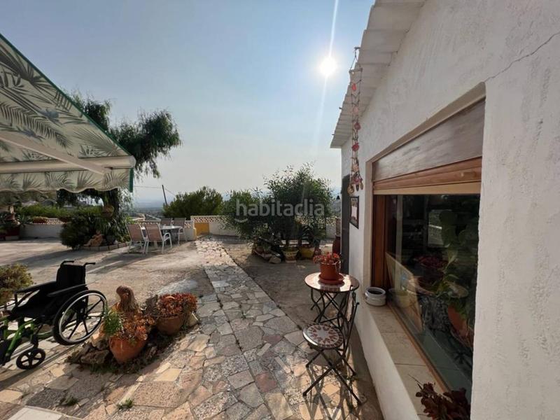 Foto 71c8b04d-c50e-41dc-ad9f-469b80684b47. Chalet  en venta en Busot