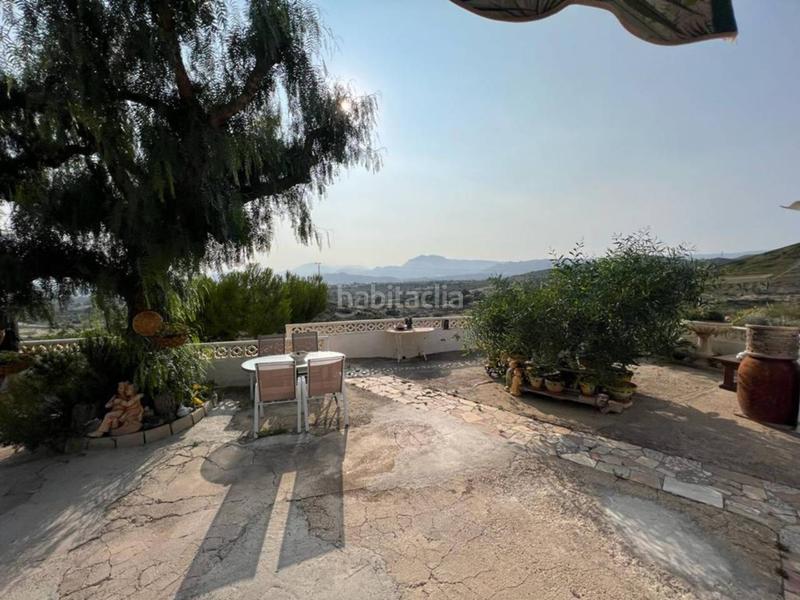 Foto 72aebd92-2547-4b2f-8079-84936fd80de3. Chalet  en venta en Busot