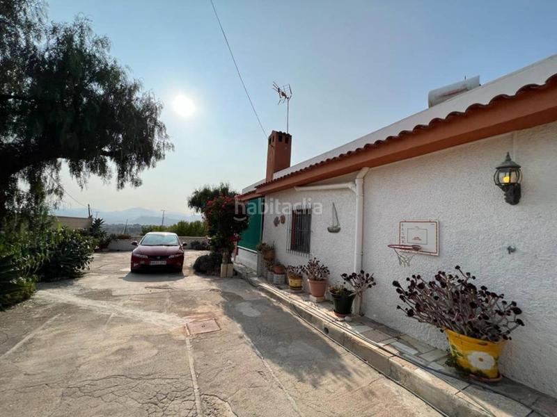 Foto 7793bc7d-cbd1-407c-a21b-87414e6a1ef4. Chalet  en venta en Busot
