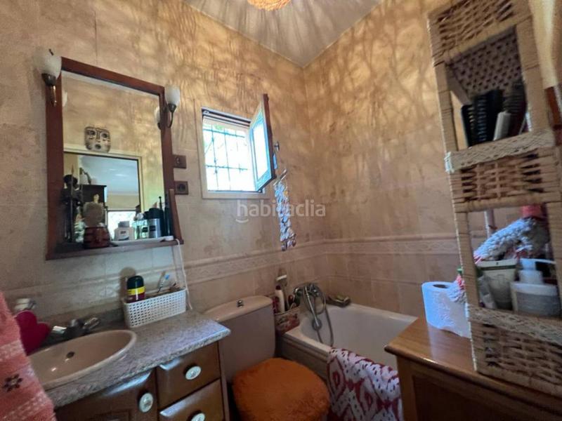 Foto a9549bcb-1fe5-4403-80fb-f8513913c990. Chalet  en venta en Busot