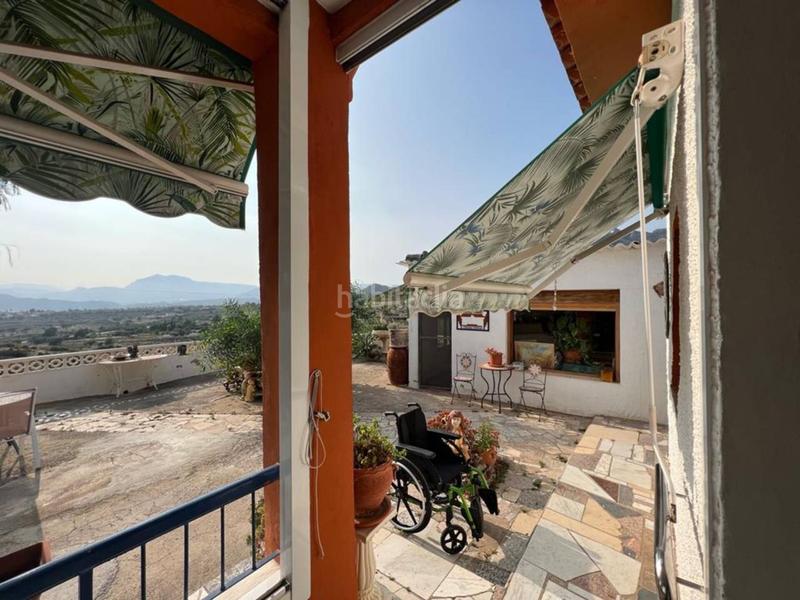 Foto fae6c454-af2c-4a4d-aeee-658a070e18ae. Chalet  en venta en Busot
